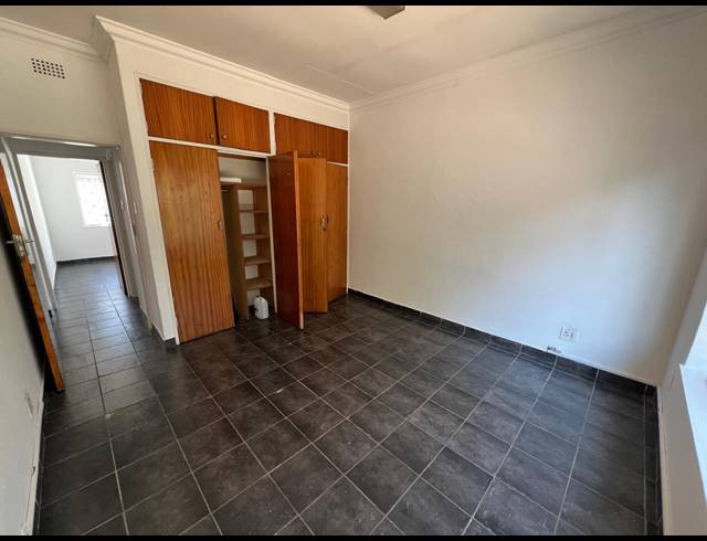 220M² WAREHOUSE TO LET IN FERNDALE
